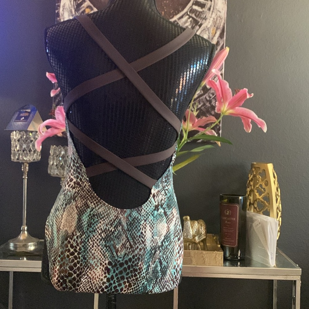 🎉2X HOST PICK🎉 La Blanca Snakeprint 3-Ring Detail One Piece Swimsuit - Picture 2 of 6